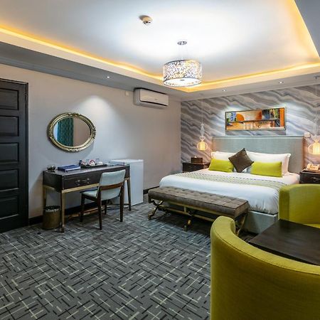 The Melva Guest House Gaborone Esterno foto