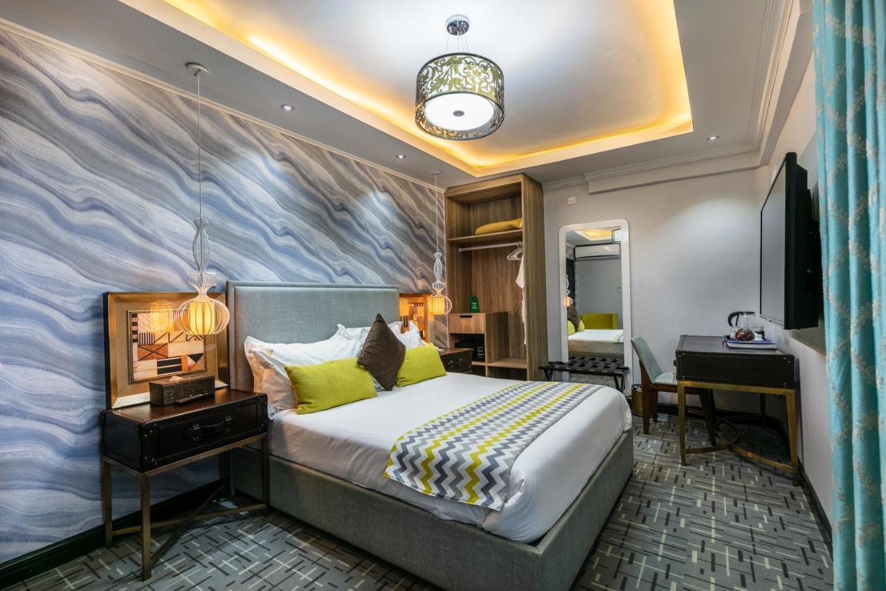 The Melva Guest House Gaborone Esterno foto