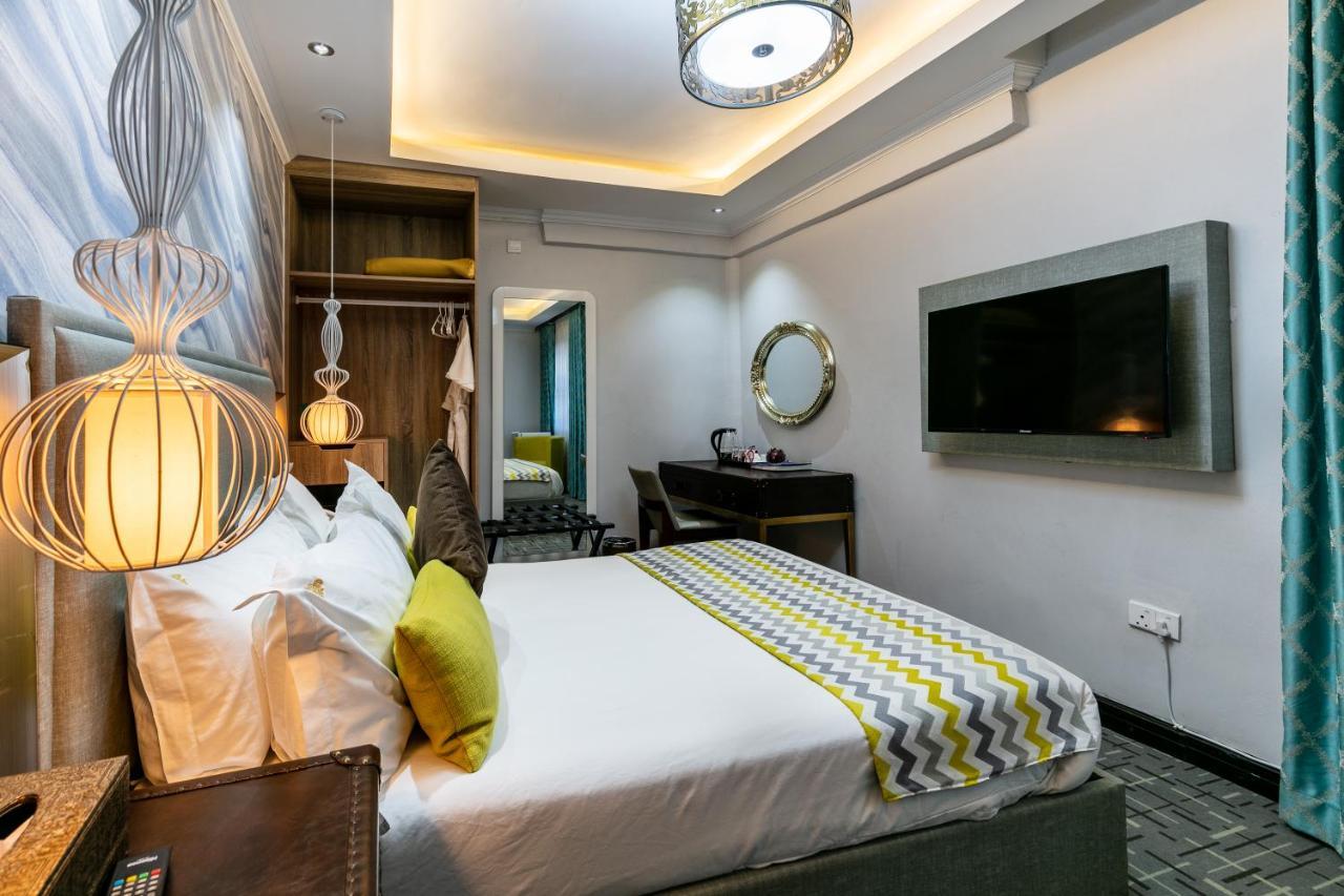 The Melva Guest House Gaborone Esterno foto